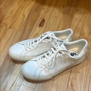 Veja White Leather Sneakers worn once